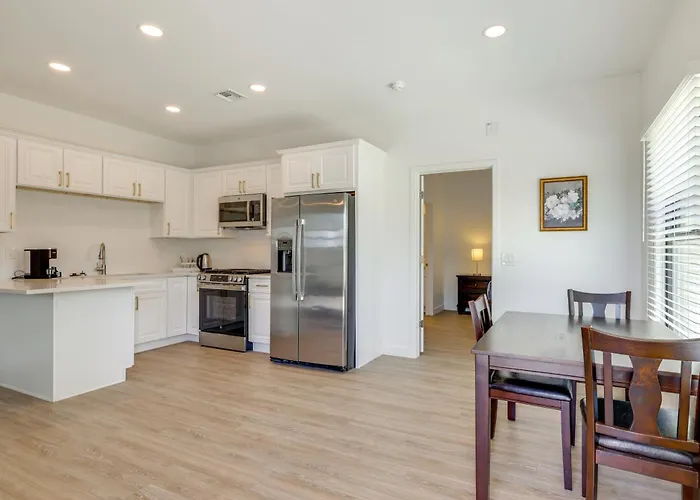 Easy Dtwn Access! Prime Phx For Couples Holiday home Phoenix