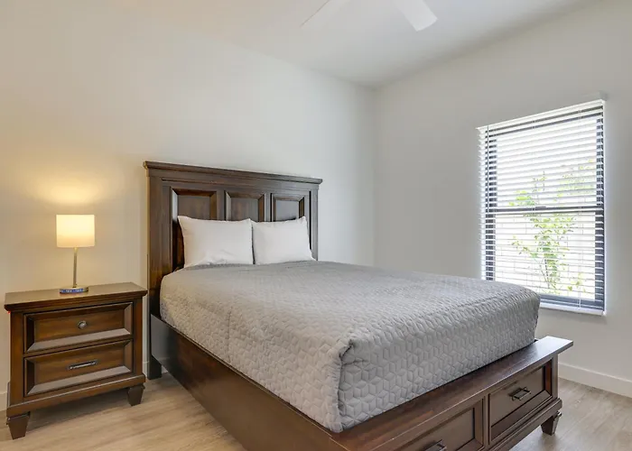 Easy Dtwn Access! Prime Phx For Couples Phoenix